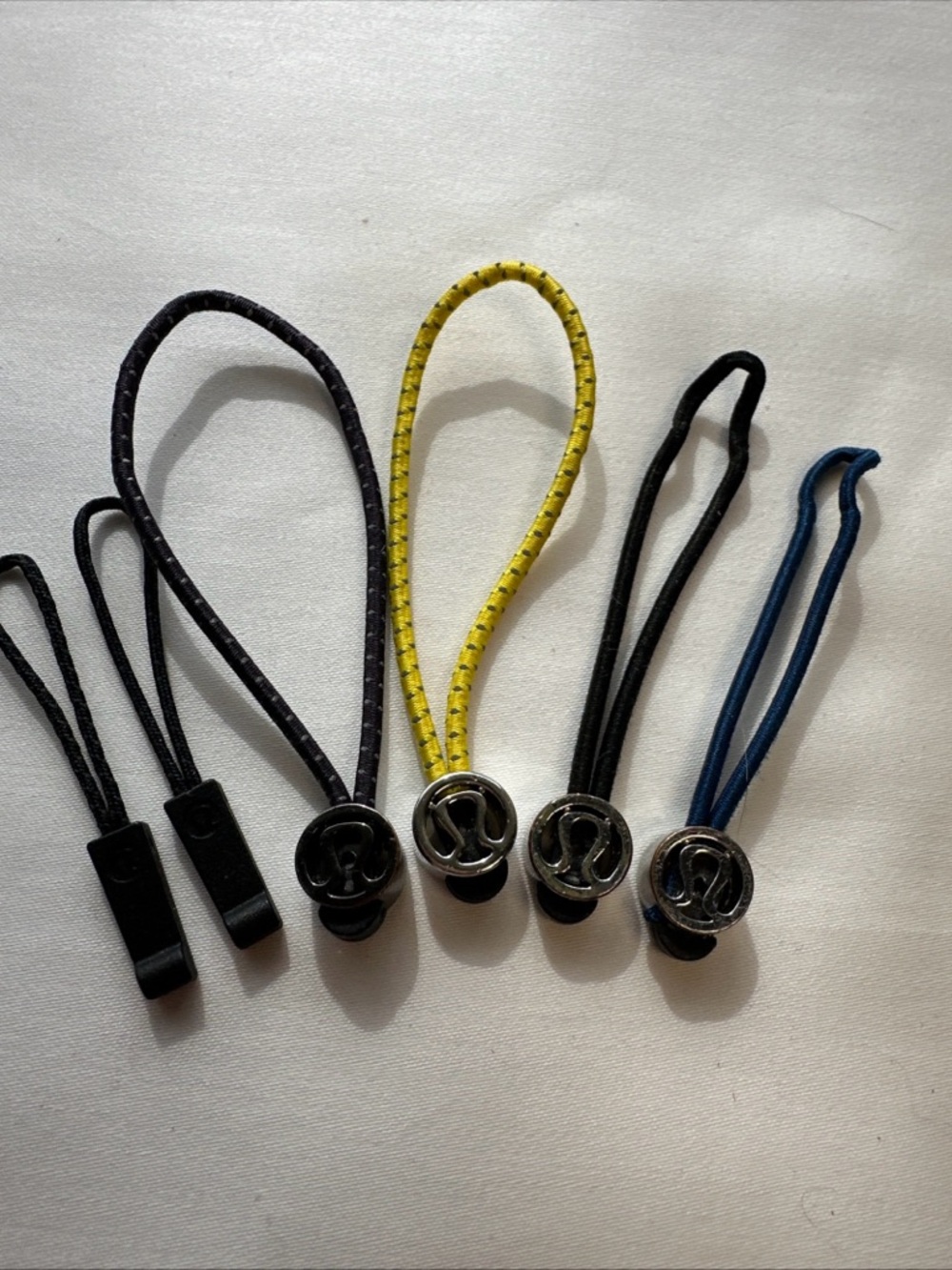 Set of 6 - Lululemon Replacement Zipper Pulls Hair Ties Define Scuba (C)